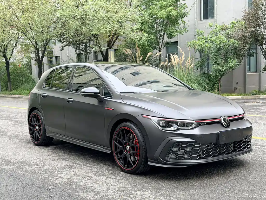 Volkswagen Golf GTI — фото 3