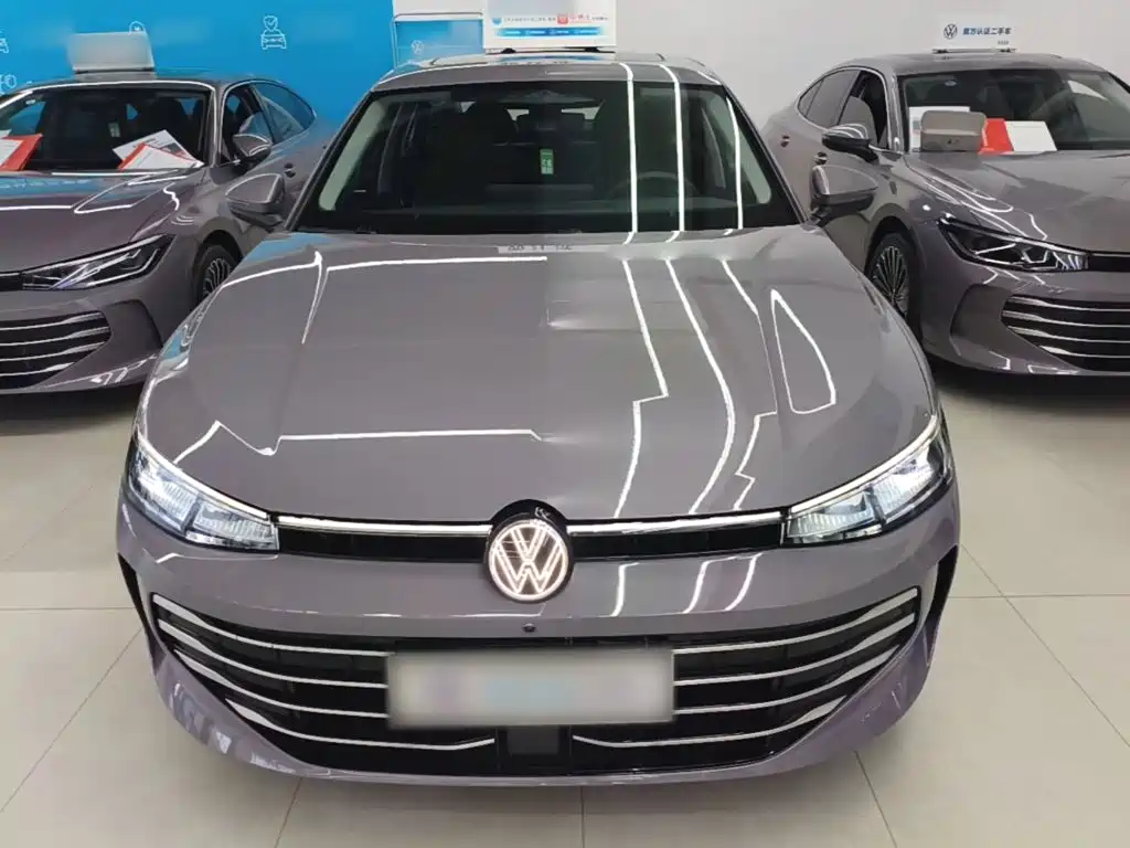 Volkswagen Passat — фото 3
