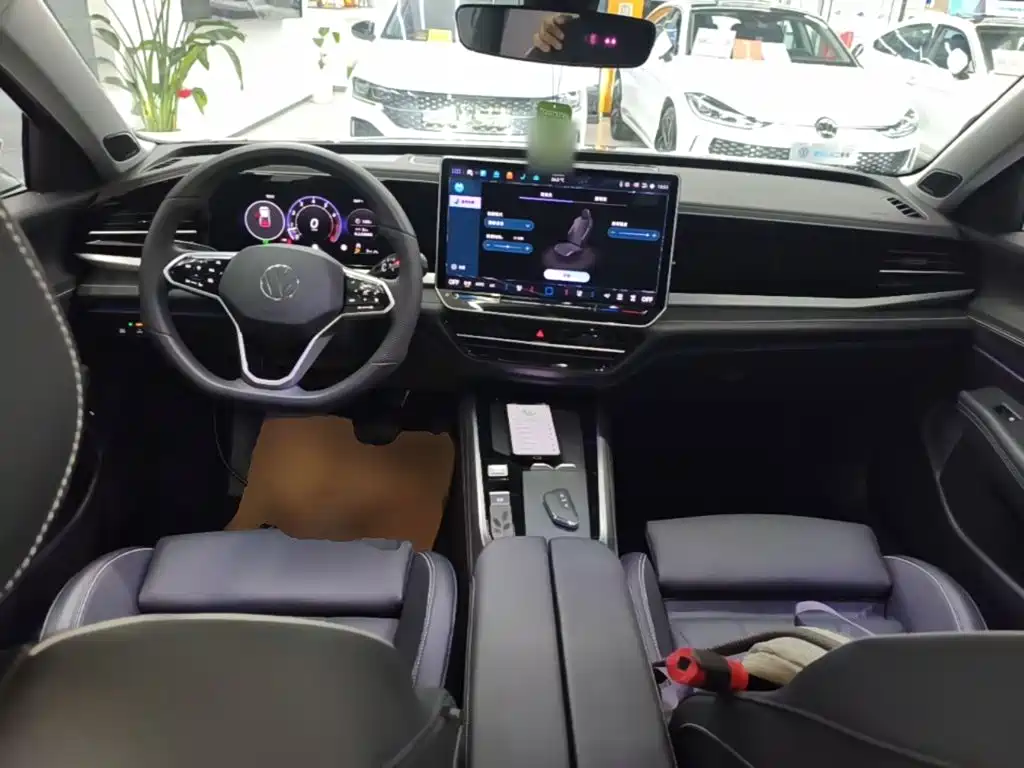 Volkswagen Passat — фото 10