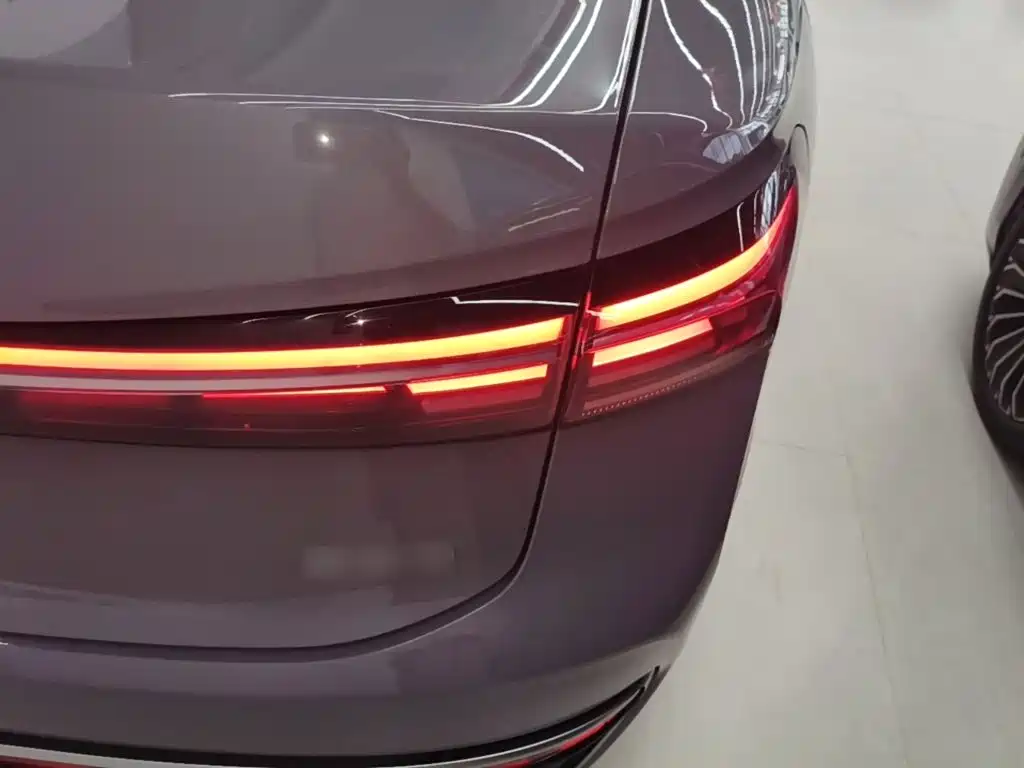 Volkswagen Passat — фото 8
