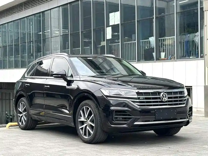 Volkswagen Touareg — фото 3