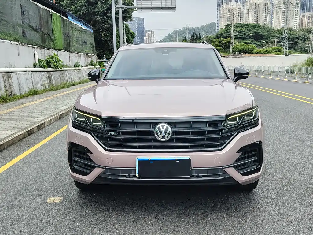 Volkswagen Touareg — фото 2
