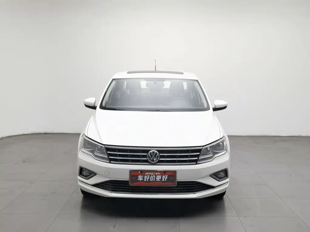 Volkswagen Jetta — фото 3