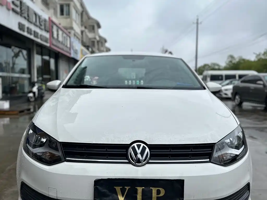 Volkswagen Polo — фото 2