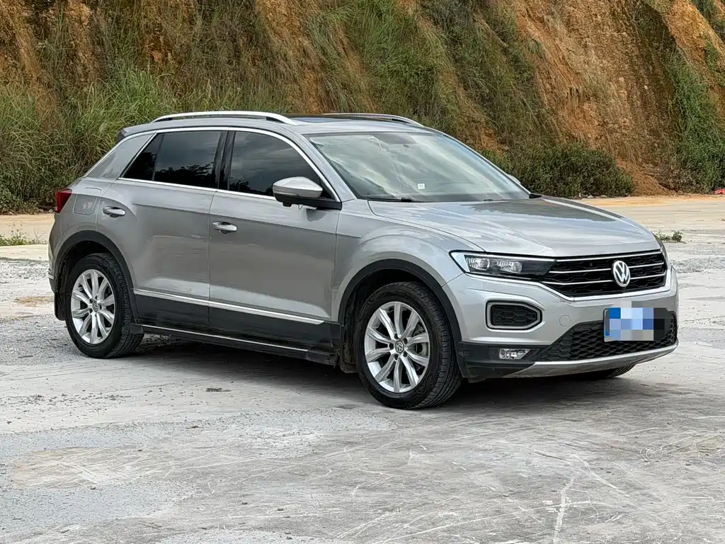Volkswagen T-Roc — фото 3