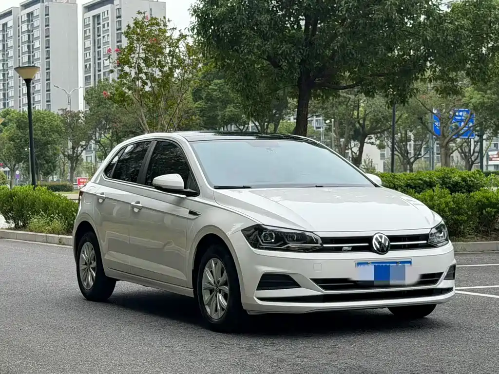 Volkswagen Polo — фото 2