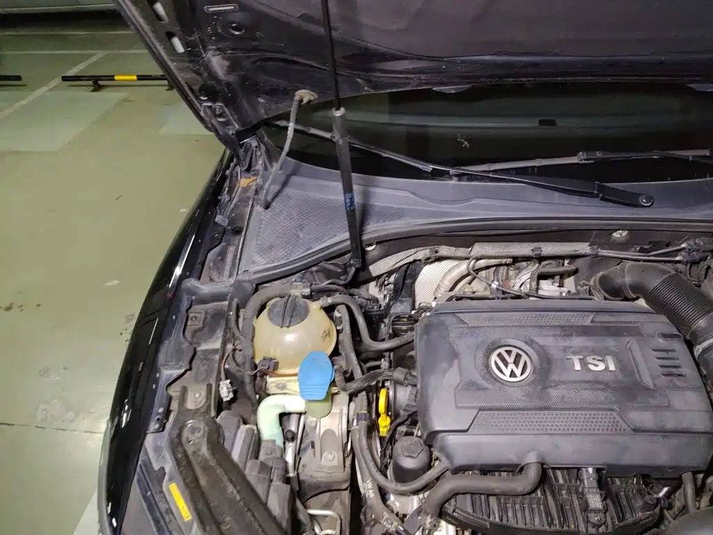 Volkswagen Passat — фото 19