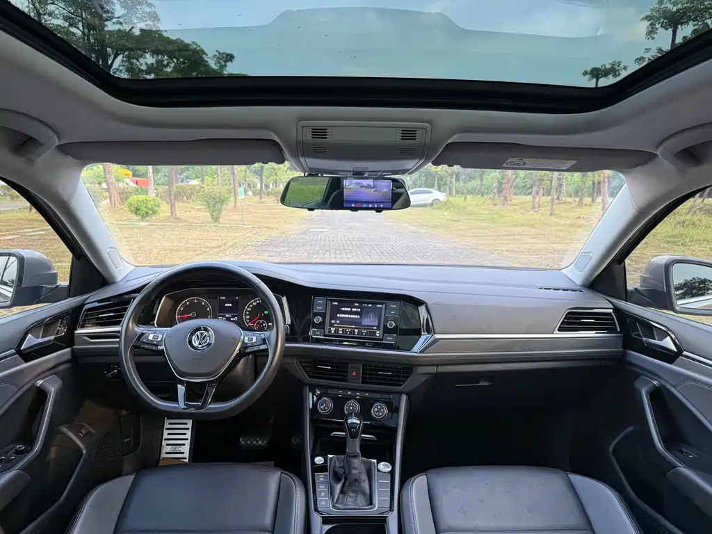 Volkswagen Sagitar — фото 5