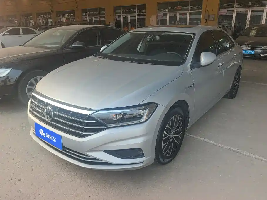 Volkswagen Sagitar