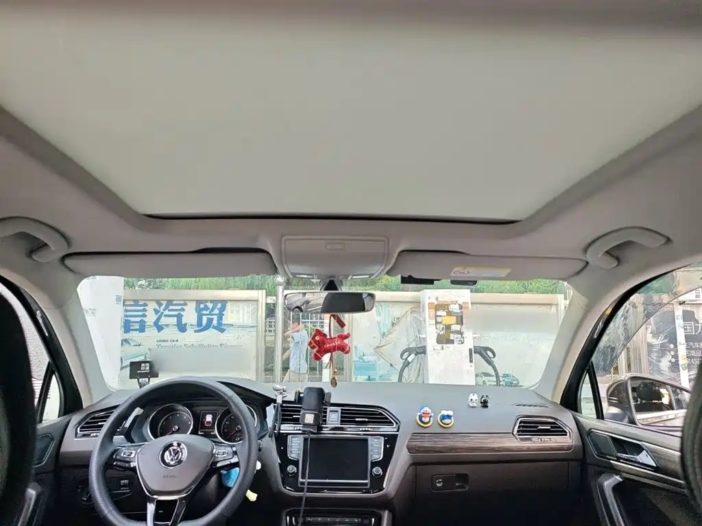 Volkswagen Tiguan L — фото 14