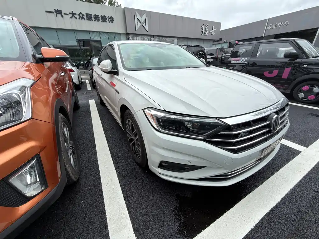 Volkswagen Sagitar — фото 7