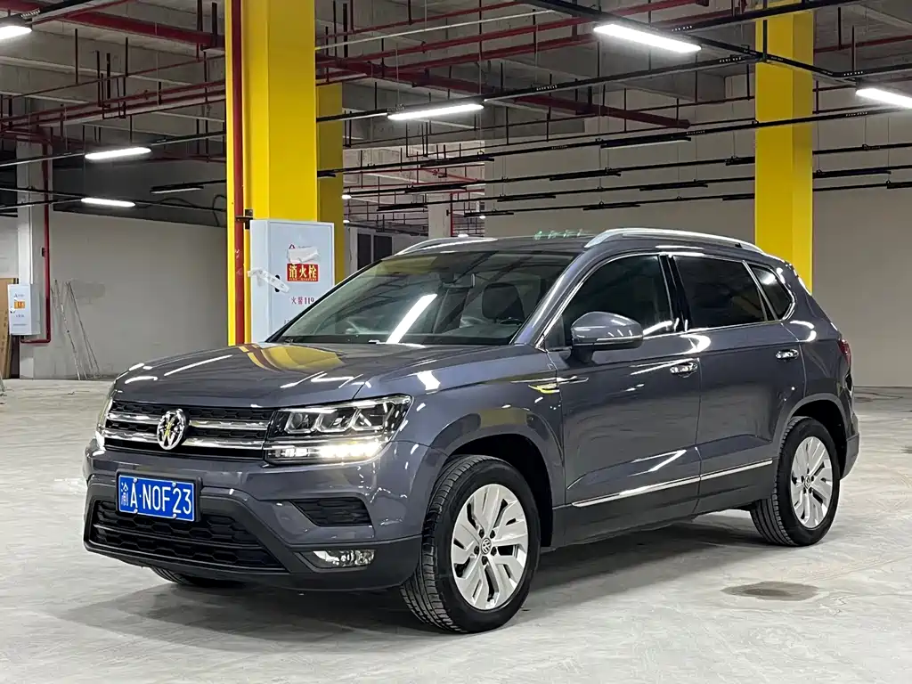 Volkswagen Tharu
