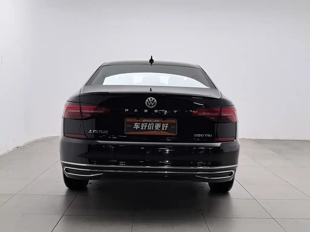 Volkswagen Passat — фото 4
