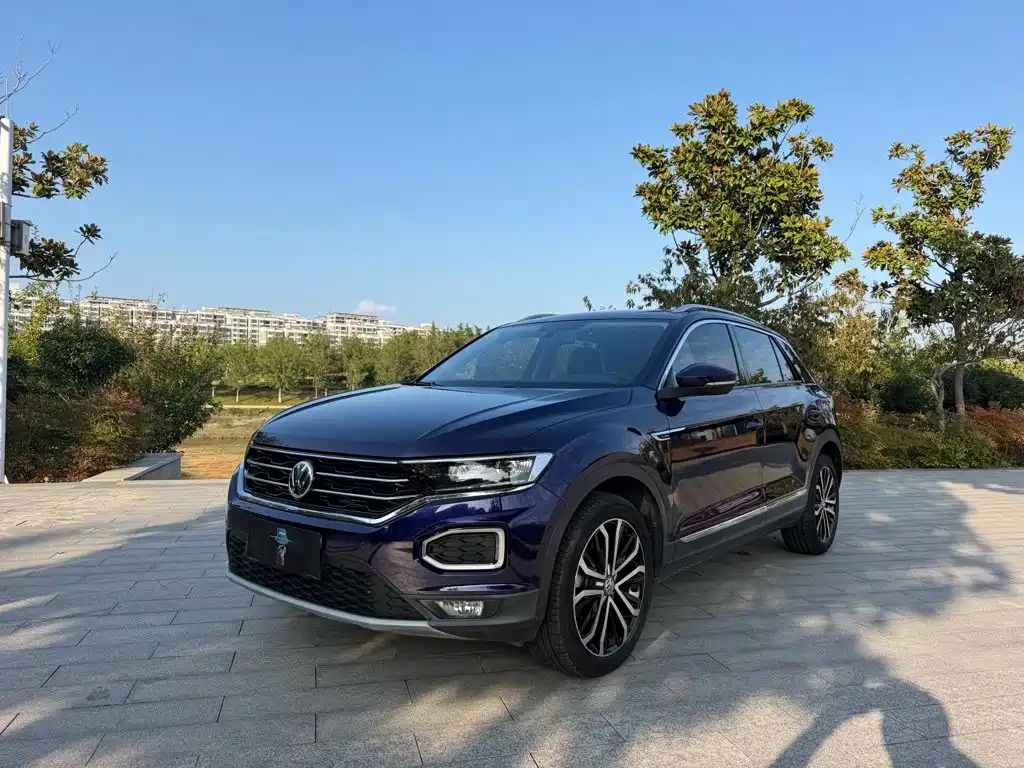 Volkswagen T-Roc — фото 2