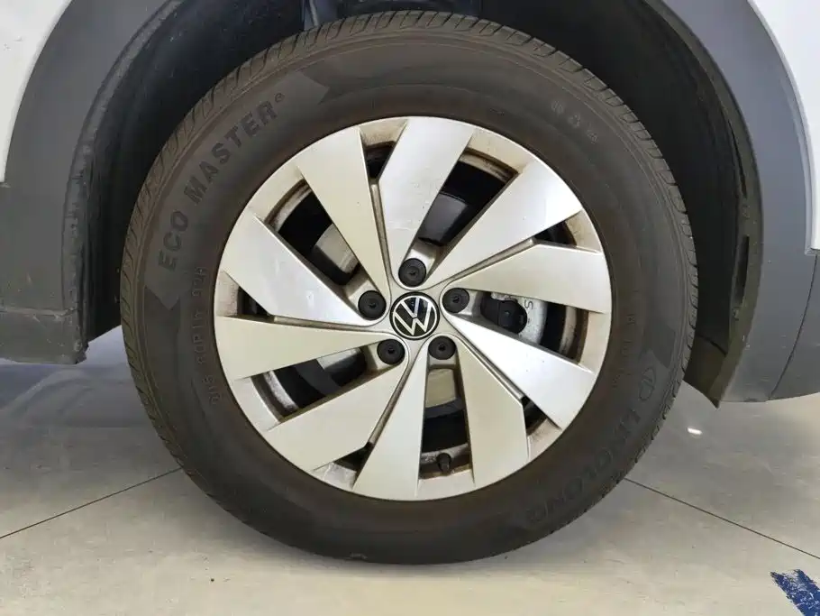 Volkswagen Tharu — фото 6