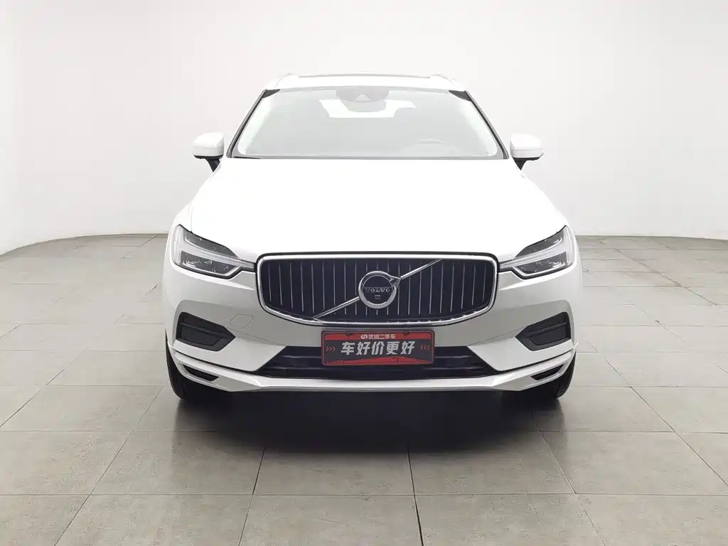 Volvo XC60 — фото 3