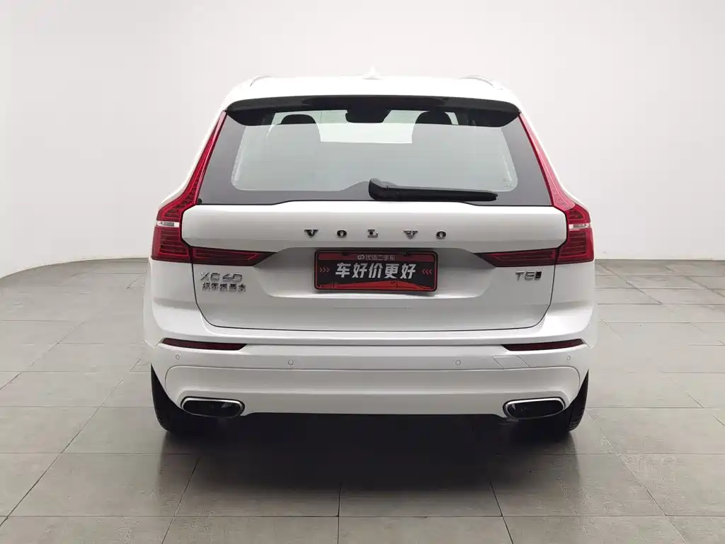 Volvo XC60 — фото 4