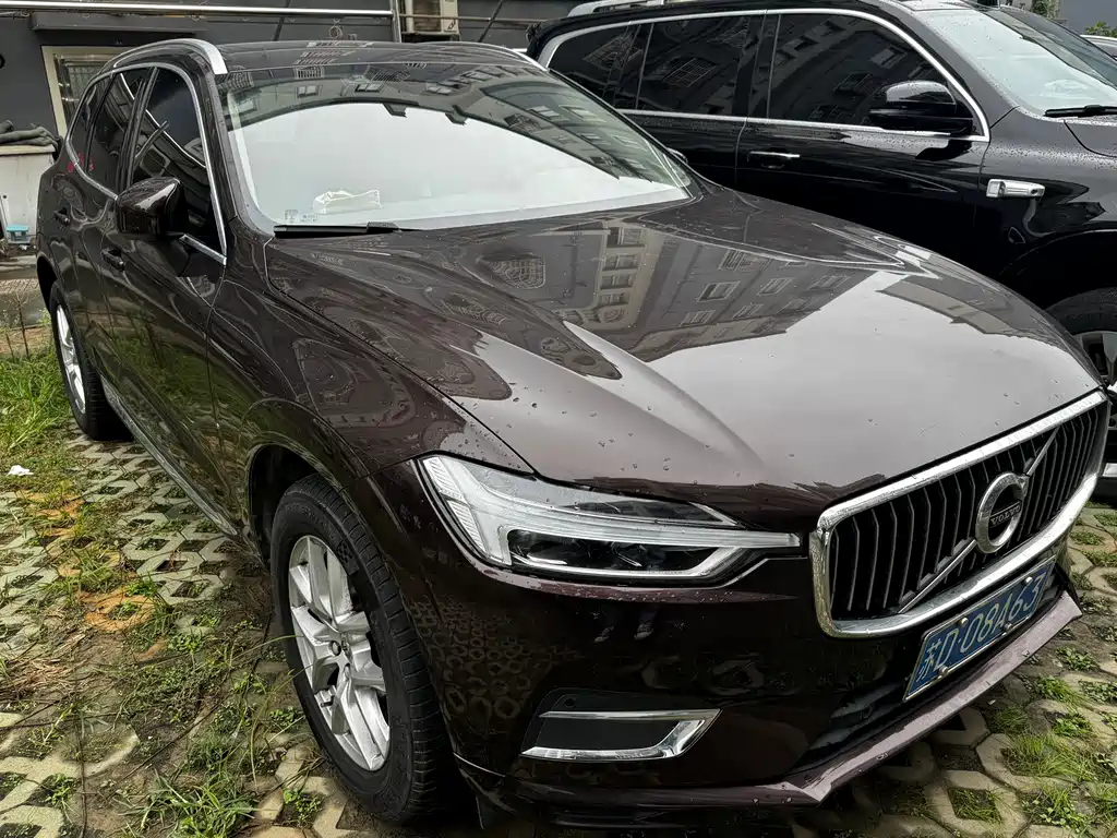 Volvo XC60 — фото 3
