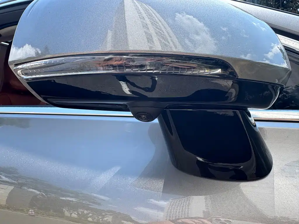 Volvo S60 — фото 15