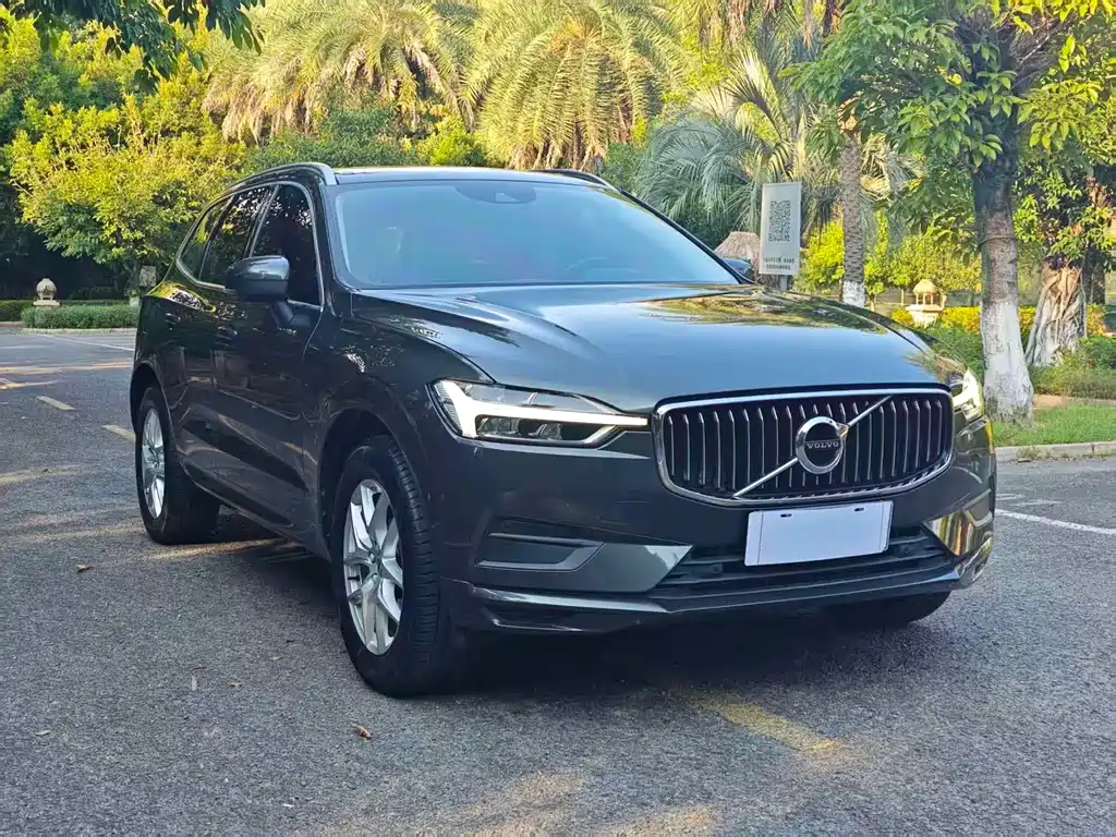 Volvo XC60 — фото 3