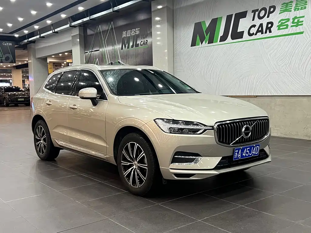 Volvo XC60 — фото 3