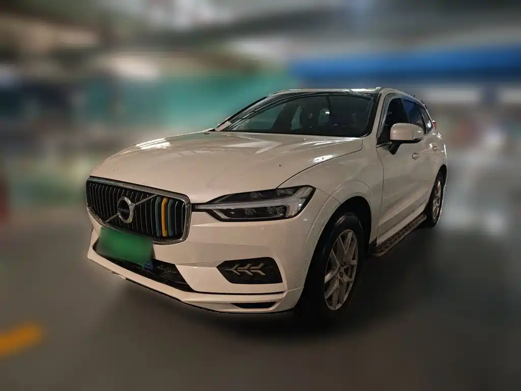 Volvo XC60 — фото 2