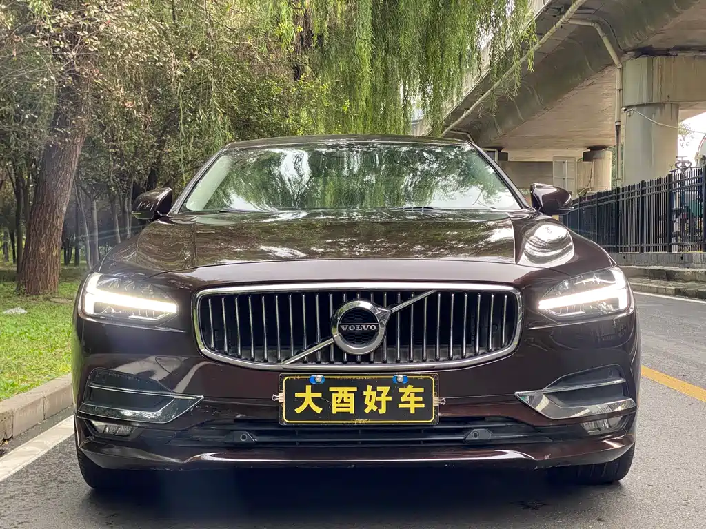 Volvo S90 — фото 2