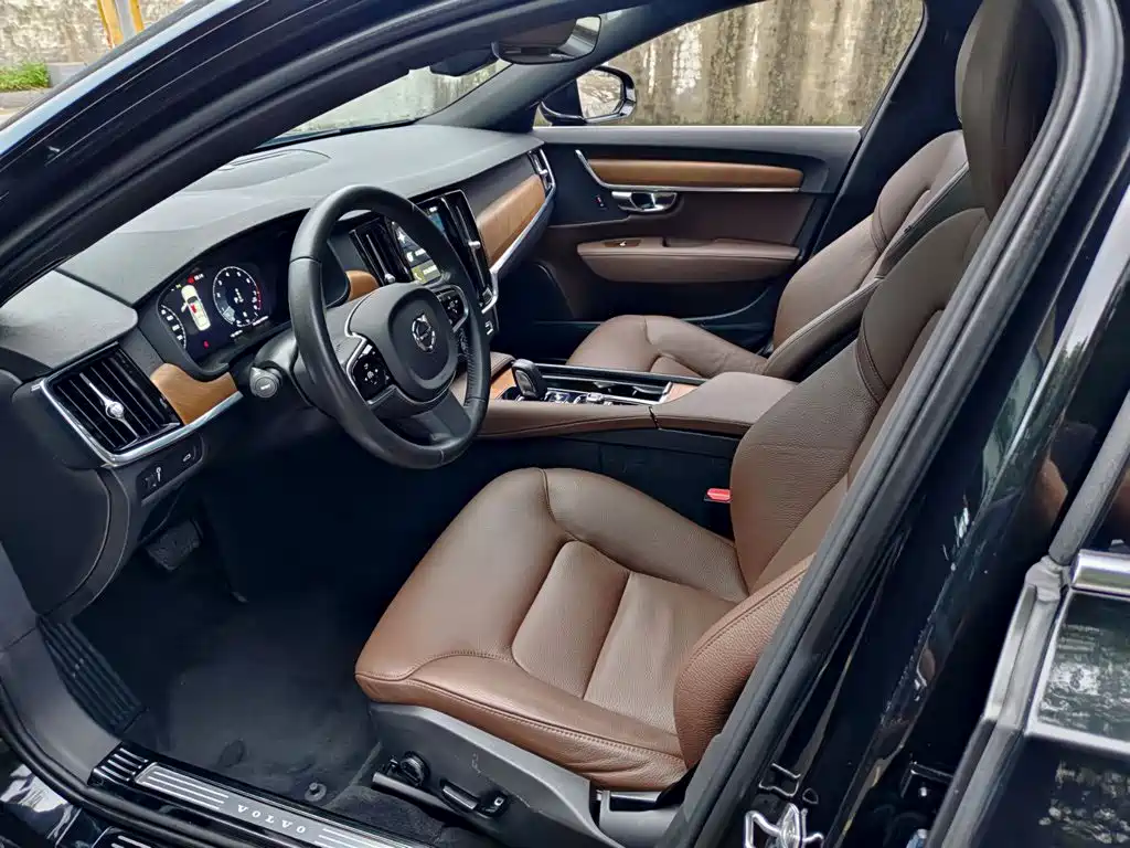 Volvo S90 — фото 7