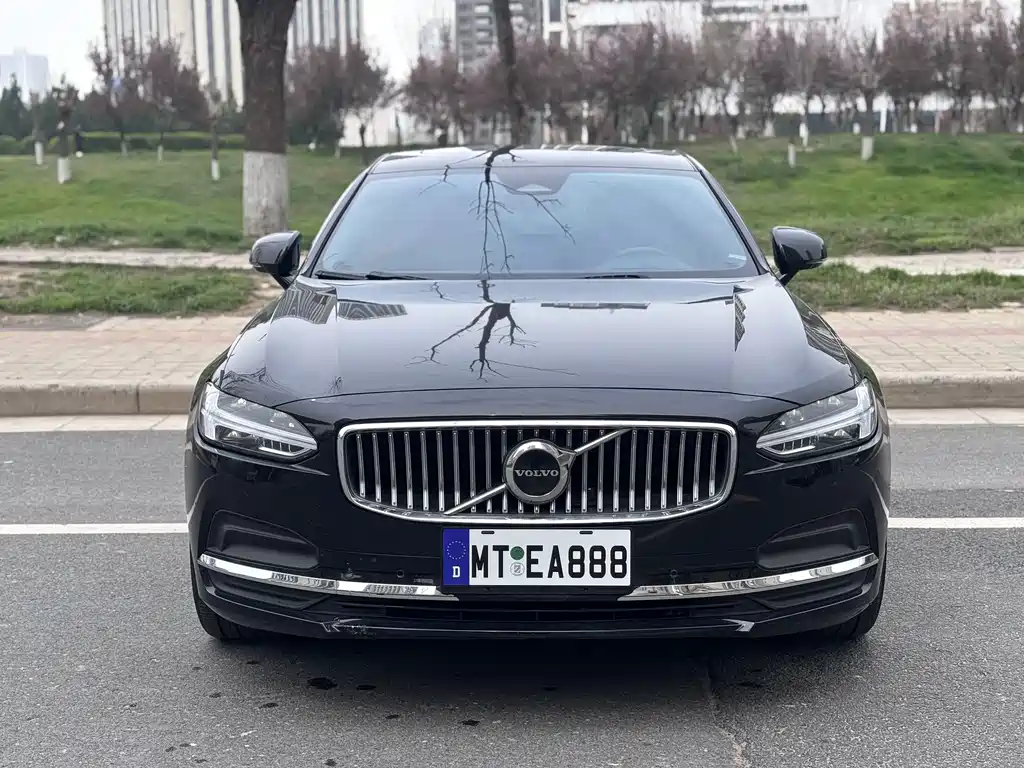 Volvo S90 — фото 2