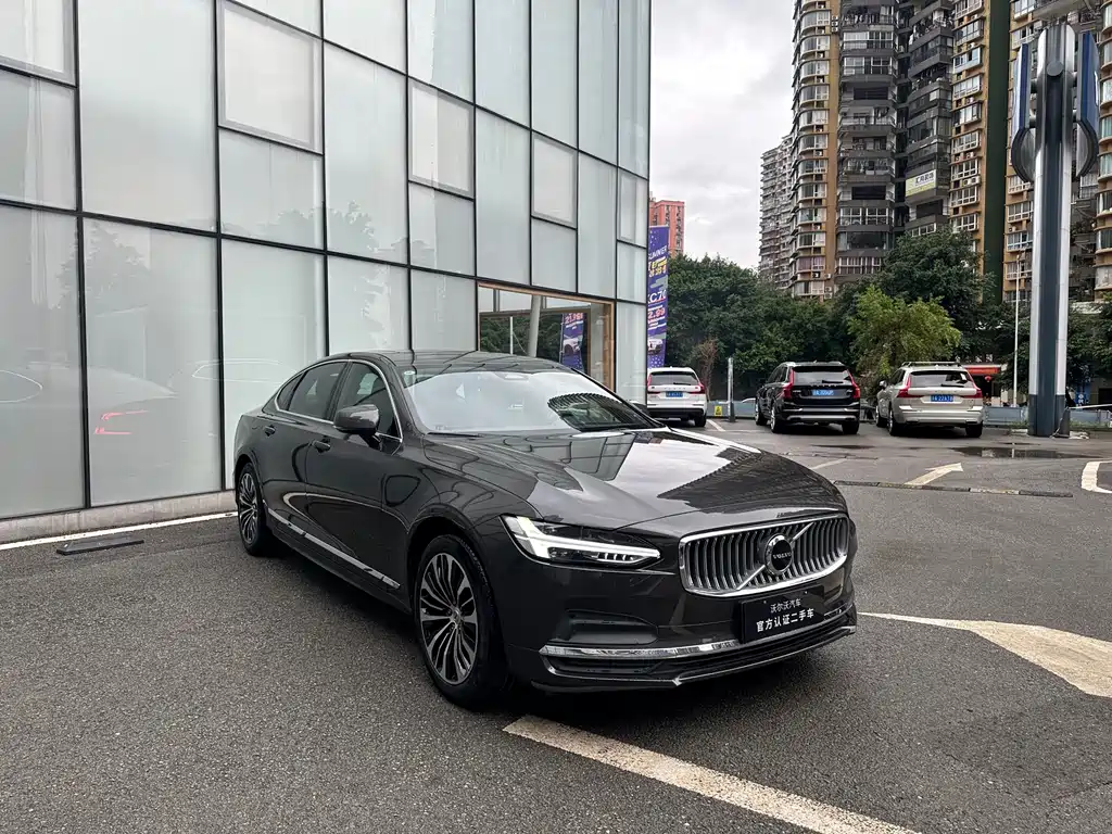 Volvo S90 — фото 3