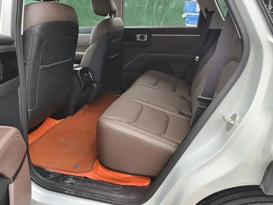 Wuling Xingguang 560 New Energy — фото 11