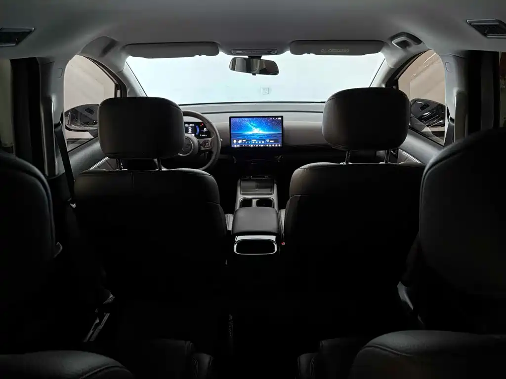 Wuling Xingguang 730 New Energy — фото 6