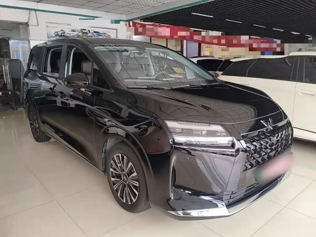 Wuling Xingguang 730 New Energy — фото 4