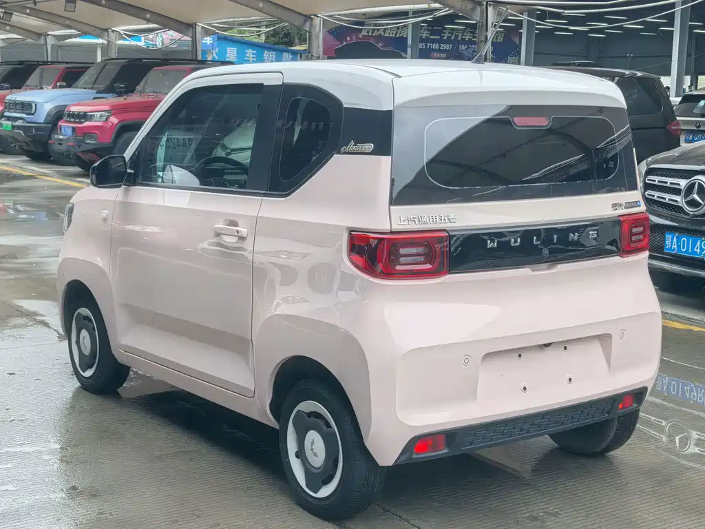 Wuling MINIEV — фото 4