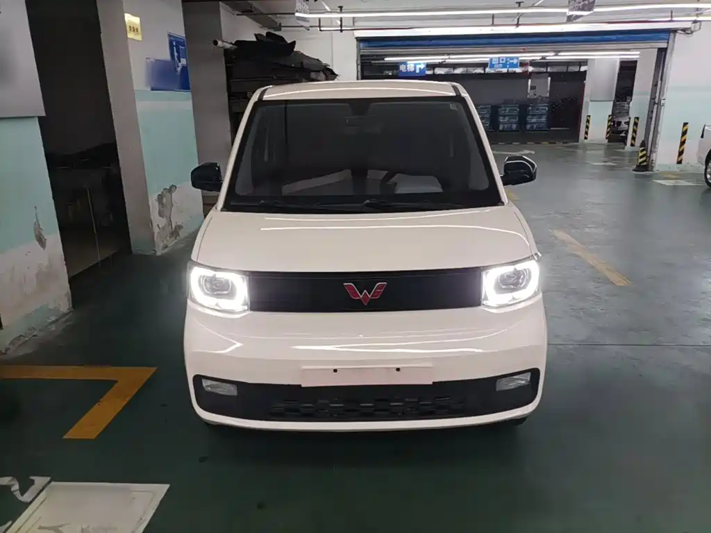 Wuling MINIEV — фото 3