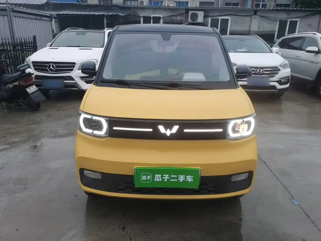 Wuling MINIEV — фото 3