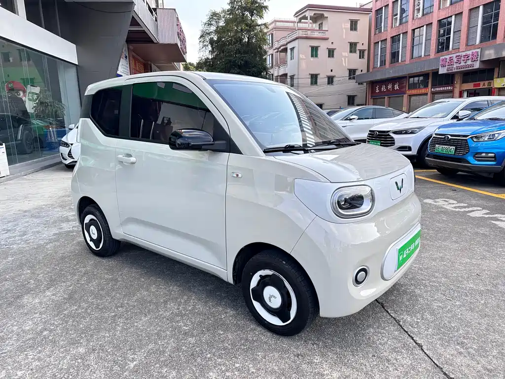 Wuling MINIEV — фото 3