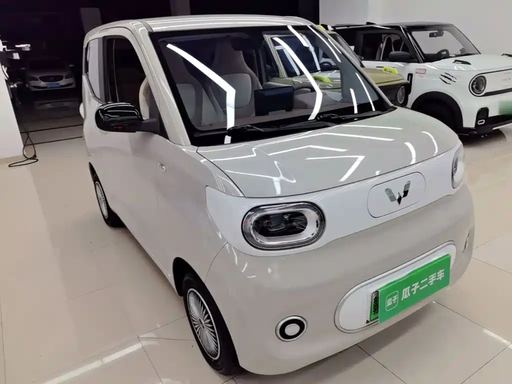 Wuling MINIEV — фото 4