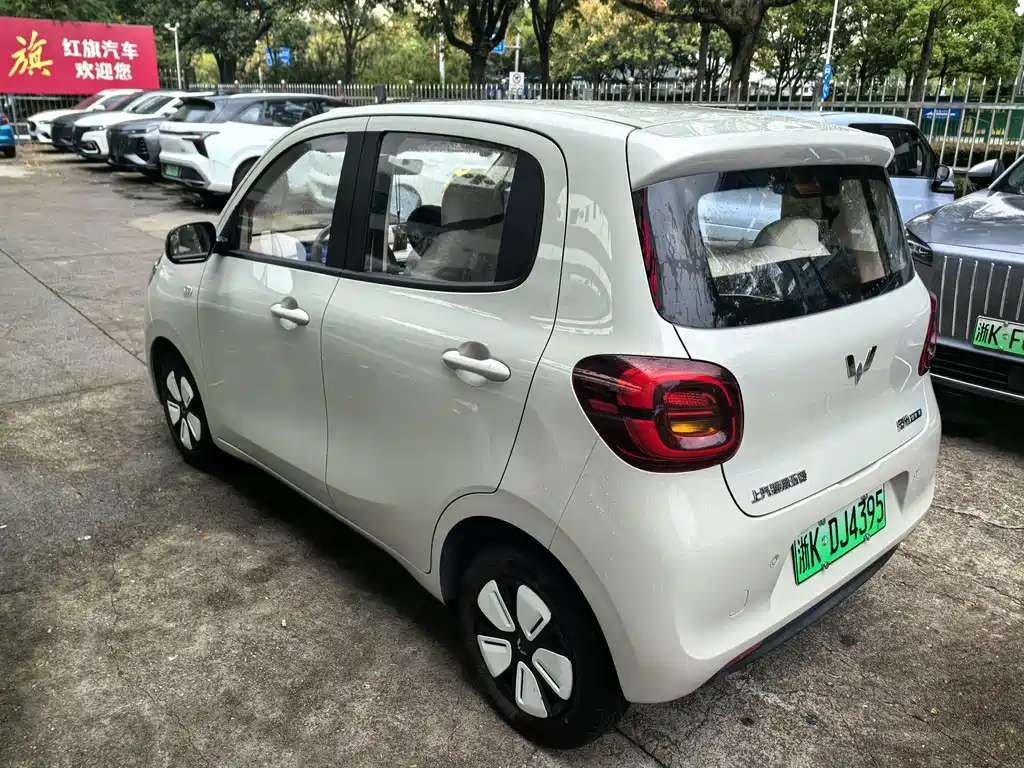 Wuling MINIEV — фото 9