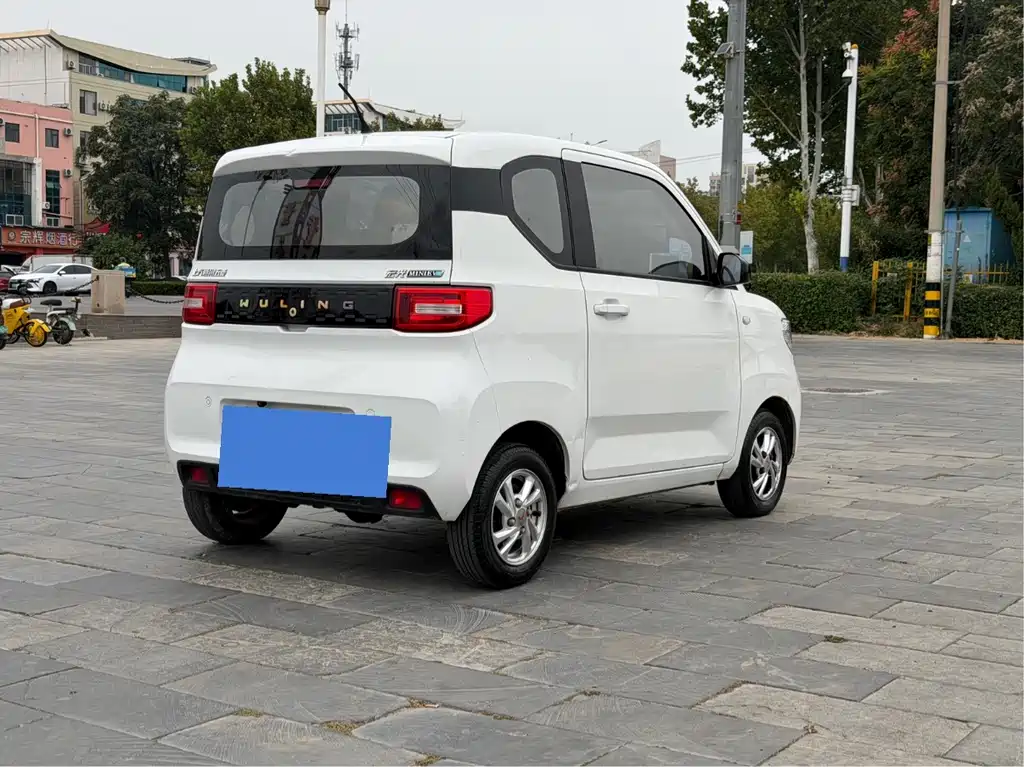 Wuling MINIEV — фото 4