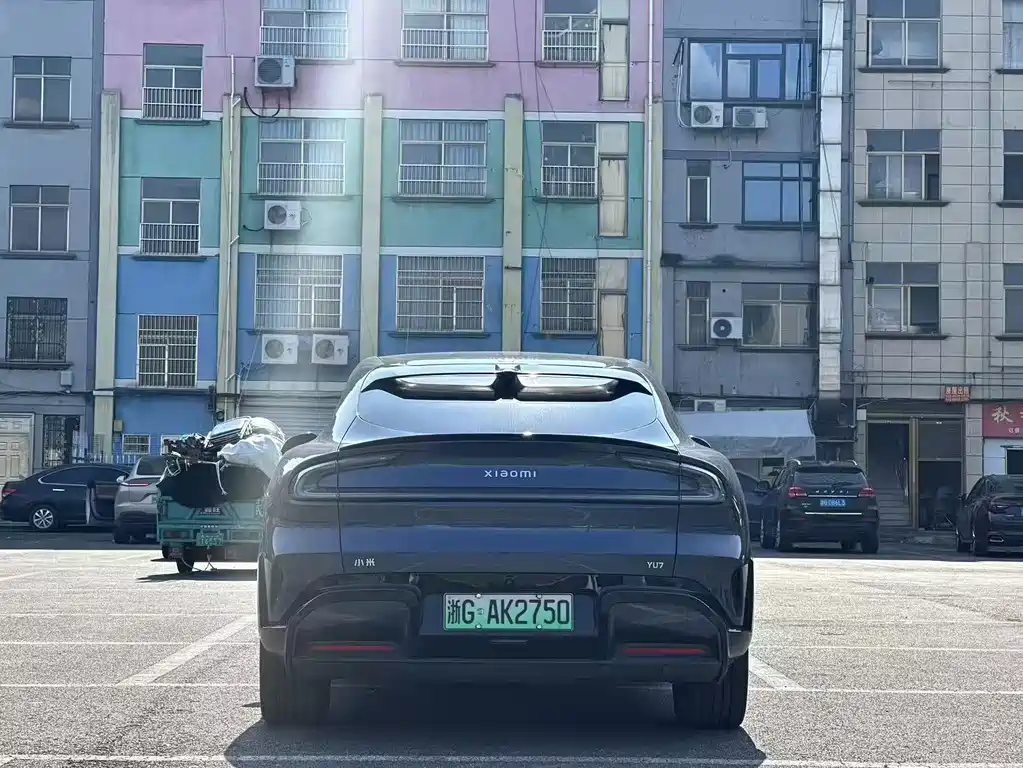 Xiaomi YU7 — фото 7