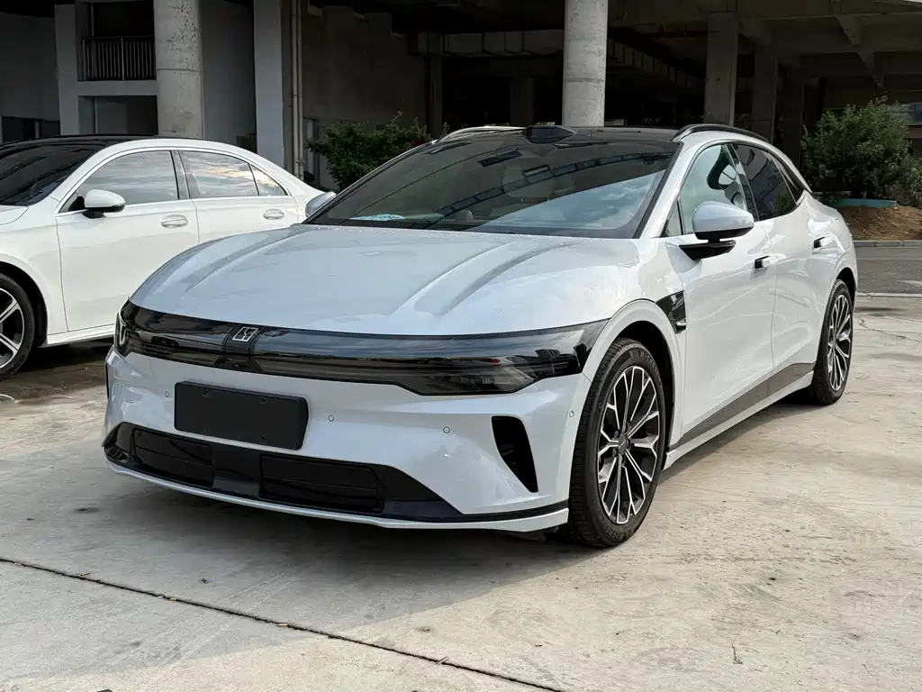 Zeekr 007GT