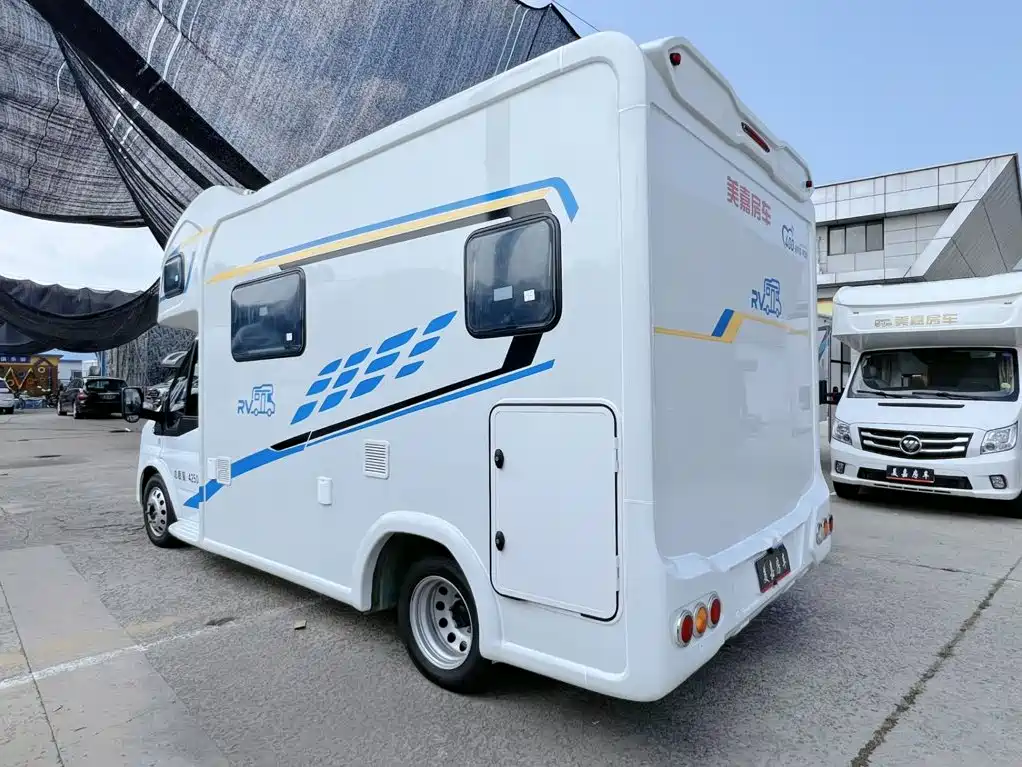 JMC RV  — фото 3