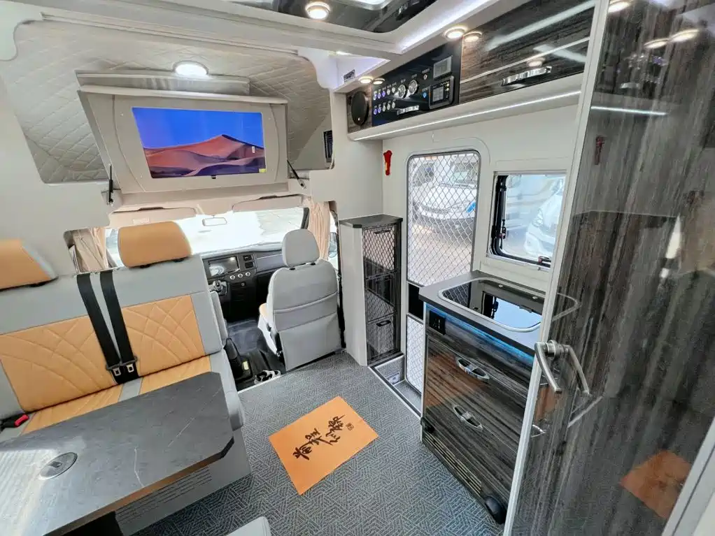 JMC RV  — фото 9