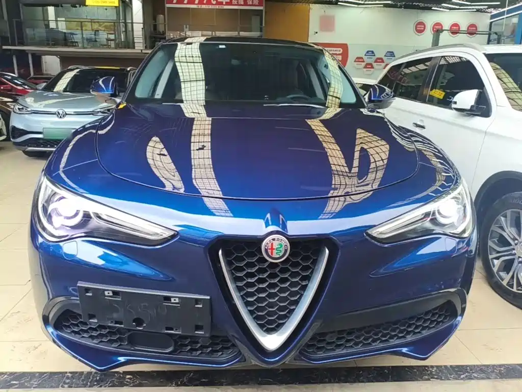 Alfa Romeo Stelvio — фото 3
