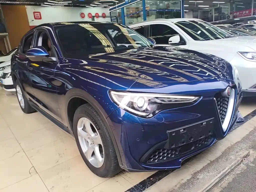 Alfa Romeo Stelvio — фото 4