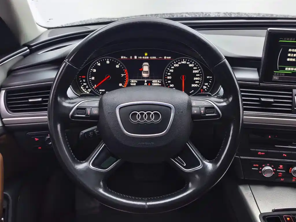 Audi A6L — фото 13