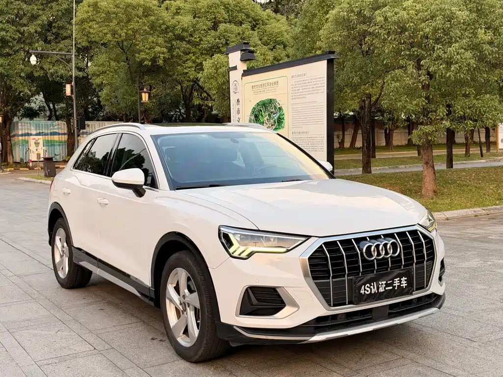 Audi Q3 — фото 3