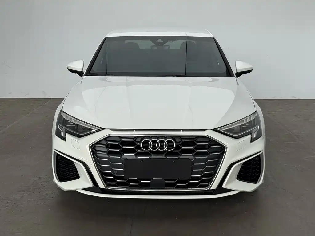 Audi A3 — фото 2