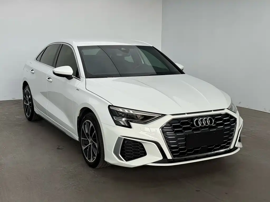 Audi A3 — фото 3